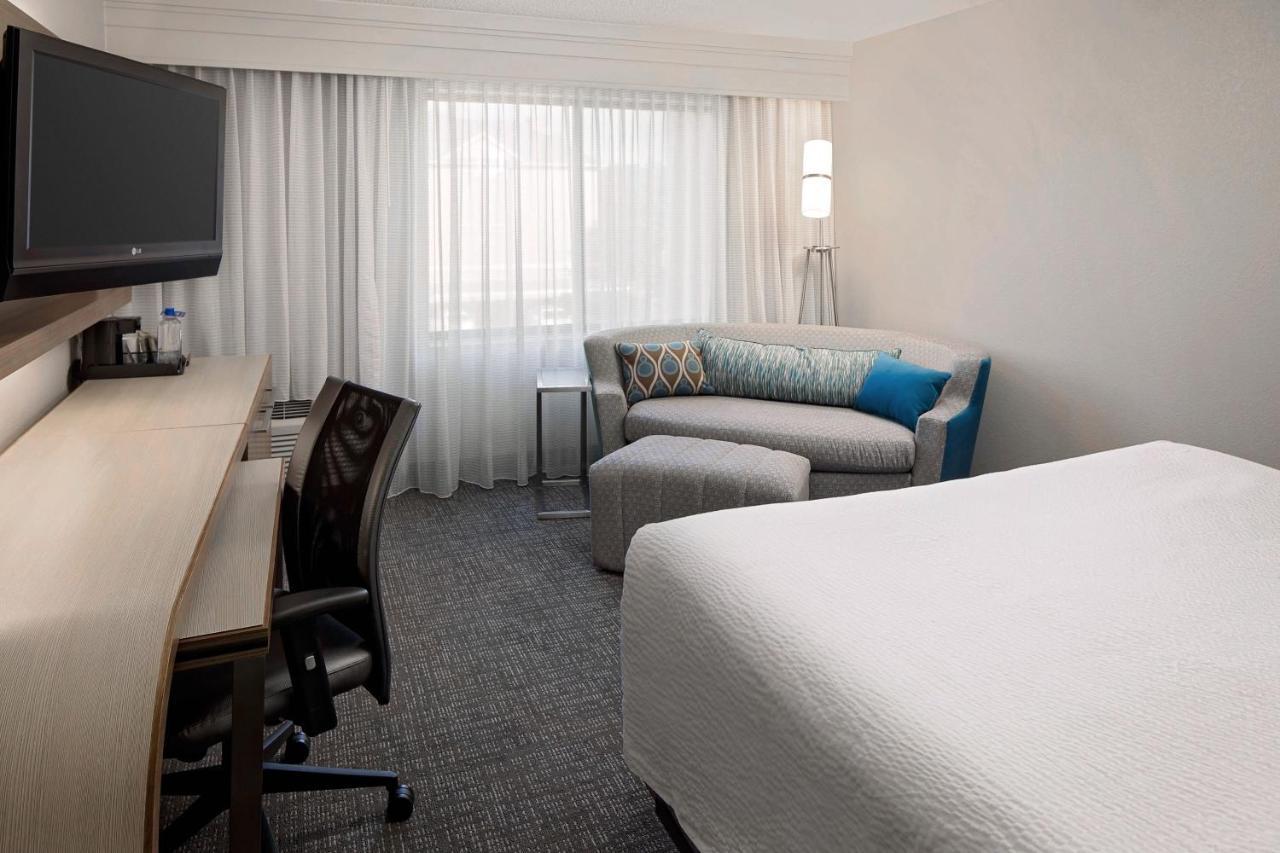 מלון Courtyard Houston Westchase מראה חיצוני תמונה