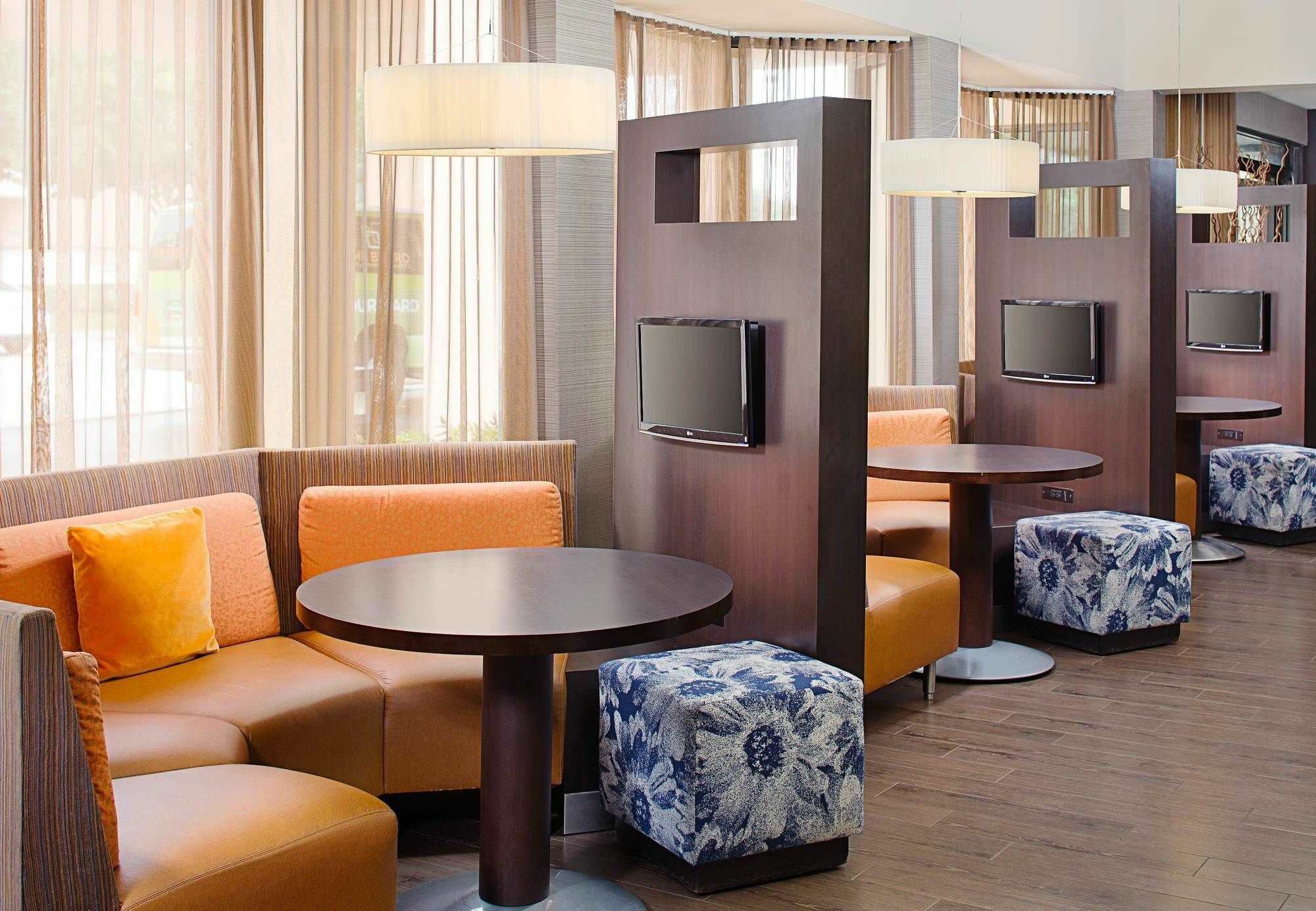 מלון Courtyard Houston Westchase מראה חיצוני תמונה